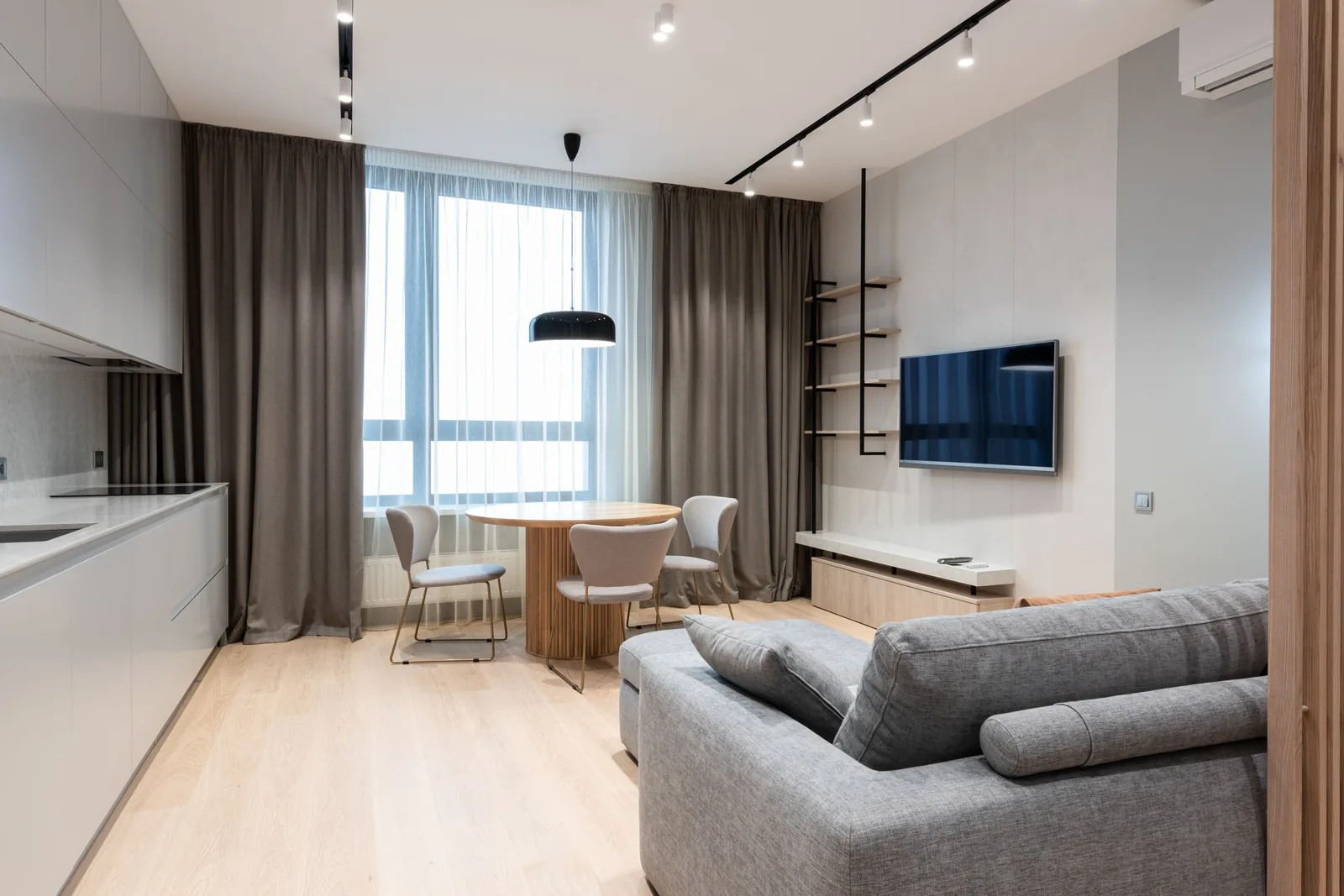 Residences, Rooms that keep their shape